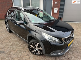 Peugeot 2008 1.2 PureTech Allure / Navi / Leder / PDC / AUT