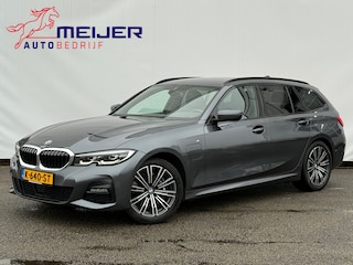 BMW 3-serie Touring 330e High Executive Sportvelgen | LED | M Sport | Stoelverwarming | Camera | Leer | Adaptive Cruise | Clima !!