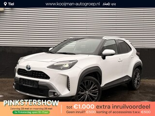 Toyota Yaris Cross 1.5 Hybrid Adventure AWD Panoramadak, Dodehoekdetectie, Stoelverwarming, Parkeersensoren voor + achter, Achteruitrijcamera, Head-up display, JBL