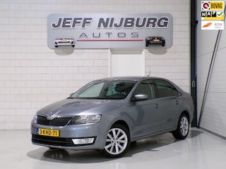 Skoda Rapid 1.2 TSI Greentech Elegance Businessline "Origineel NL!" Trekhaak Navigatie Bluetooth Parkeersensoren Cruise-control