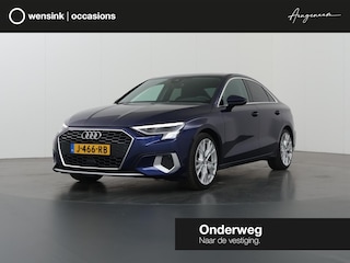 Audi A3 Limousine 35 TFSI Business edition | Adaptieve Cruise Control | Trekhaak afneembaar | Dynamic LED | Sportstoelen | Digitaal Dashboard | DAB | Navigatie | Climate Control | Privacy Glass |