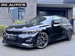 BMW 3-serie Touring 330e High Executive M Sport Pano HUD Leder Sfeerverlichting