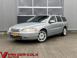 Volvo V70 2.4 D5 AWD Momentum Automaat | Leder | Xenon | Trekhaak | Climate | Cruise | Navigatie