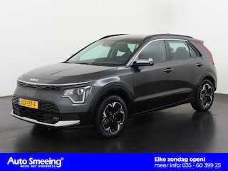 Kia Niro EV DynamicLine 64.8 kWh | SOH 100% | Adaptief Cruise | Camera | Winter pakket | Zondag Open!