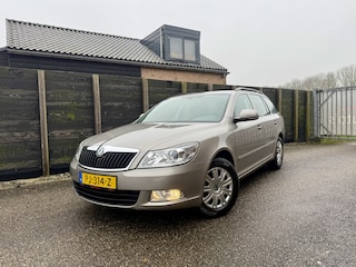Skoda Octavia Combi 1.2 TSI Elegance volledig onderhouden