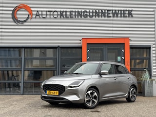 Suzuki Swift 1.2 Style Smart Hybrid / Allseason Banden / Navi / Apple carplay / Android Auto / Stoelverwarming