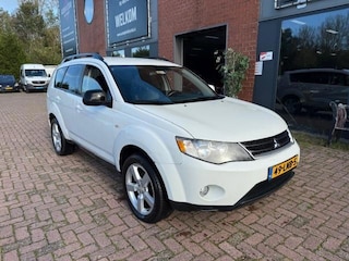 Mitsubishi Outlander 3.0 V6 AUT 4WD, Leer, UNIEK!