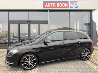 Mercedes-Benz B-klasse 180 SPORT NIGHT EDITION 122PK NAVI/LED/2XPDC/S&S/ BI-XENON/18INCH.LMV 2 EIG./NL AUTO/KM=NAP