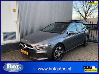 Mercedes-Benz A-klasse 250 e Business /ELEKTR.SCHUIF PANORAMADAK /CAMERA/ LEDER / NAVI