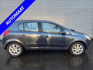 Opel Corsa 1.4-16V Cosmo AUTOMAAT