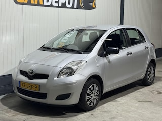 Toyota Yaris 1.0 VVTi Acces