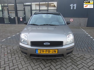 Ford Fusion 1.4-16V Style 2004 NAP! APK!