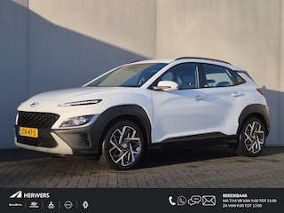 Hyundai Kona 1.6 GDI HEV Comfort Automaat / Dealer onderhouden / Trekhaak afneembaar / Trekgewicht 1300 Kg / Stuur en Stoel verwarming / Navigatie via Apple Carplay Android Auto / Achteruitrijcamera / Draadloze telefoon lader /