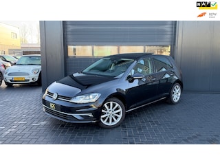 Volkswagen Golf 1.0 TSI Highline Pano|Navi|DAB+