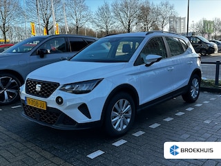Seat Arona 1.0 TSI Style | All-seasons  | Lichtmetalen velgen 16" | Parkeersensor achter | Radio