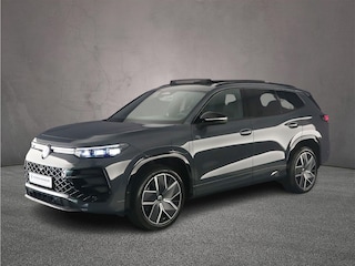 Volkswagen Tayron R-Line Edition 1.5 TSI eHybrid 272pk DSG Automaat Trekhaak, Panoramadak, Black Style, Navigatie, Adaptive cruise control, 360 camera, Achteruitrijcamera