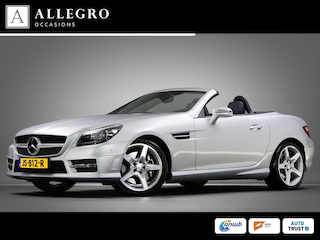 Mercedes-Benz SLK 200 AMG-Line (SFEERVERLICHTING, STOEL- & NEKVERWARMING, NAVIGATIESYSTEEM, CRUISE CONTROL, BLUETOOTH)