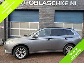 Mitsubishi Outlander 2.0 PHEV Instyle, schuifdak, leder, trekhaak