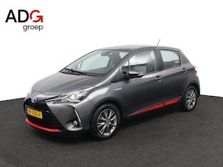 Toyota Yaris 1.5 Hybrid Design Red | Afneembare Trekhaak | Navigatie | Cruise Control | Origineel NL | Eerste Eigenaar |