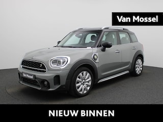 Mini Countryman 1.5 Cooper S E ALL4 Aut. | LED | Navi | Stoelverwarming | Panoramadak | Sfeerverlichting |
