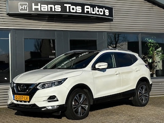 Nissan Qashqai 1.3 DIG-T 160pk N-Connecta AUT7 Panorama / Trekhaak / LED/ 18"
