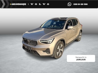 Volvo XC40 Plug-in hybrid T4 Core Bright | Facelift | Elektrische stoelverstelling | Navigatie | Achteruitrijcamera | Apple Carplay / Android Auto | Parkeersensoren voor + achter | Climate control |