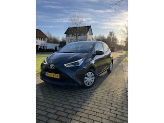 Toyota Aygo 1.0 VVT-i x-fun