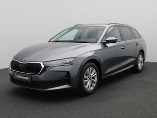 Skoda Octavia Combi 1.5 TSI Edition 115PK Trekhaak, Parkeersensoren Achter, Stoelverwarming, Navi via Apple Carplay/Android Auto, Virtual Cockpit, 16" LM Velgen