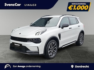 Lynk & Co 01 1.5 Core | Stoelverwarming | Apple Carplay | 360 graden camera | Adaptive Cruise Control |