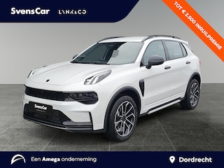 Lynk & Co 01 1.5 Core | Stoelverwarming | Apple Carplay | 360 graden camera | Adaptive Cruise Control |
