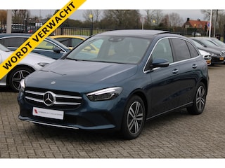 Mercedes-Benz B-klasse 250e Premium Plus PANORAMADAK LEDER MEMORY DISTRONIC SFEER CARPLAY CAMERA KEY-LESS GO