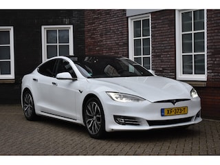Tesla Model S 75D Base Wij zijn op afspraak geopend! Graag bellen voor uw komst.