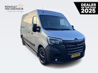 Renault Master T35 2.3 dCi 150 L2H2 Energy Work Edition / AIRCO / SIDEBARS / PARKEERSESNOREN / NAVIGATIE / TREKHAAK / BETIMMERING