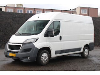 Peugeot Boxer 330 2.0 BlueHDI L2H2 Premium Pack