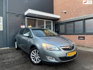Opel Astra 1.4 Cosmo|Pdc|Cruise|Aux|Airco|Stoelverwarming