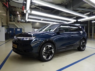 Opel Grandland 1.6 Turbo Plug-in-Hybrid GS 195pk 8 Jaar Garantie! | Schuif-/Kanteldak | LED-Matrix | Adaptive Cruise | Head-Up Display | Elektr. Achterklep | Comfortstoelen | Keyless-Entry | !!