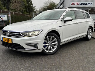 Volkswagen Passat Variant 1.4 TSI GTE PHEV Highline | All Seasons | Leer | Stoelverwarming |