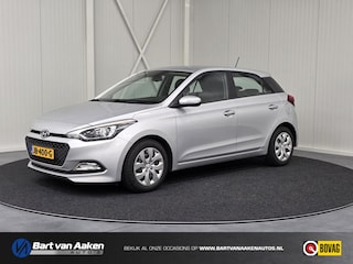 Hyundai i20 1.2 HP i-Motion Comfort Camera Navigatie Cruise Control PDC