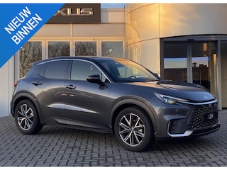 Lexus LBX Emotion 2WD TECHPACK KEYLESS STOELVERW STUURVERW EL-ACHTERKLEP