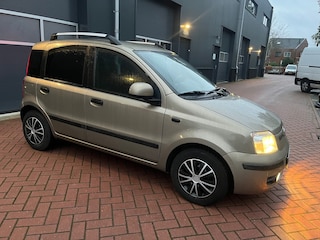 Fiat Panda 1.2 Emotion/RIJKLAAR/NAP/UNIEK/LAGE KM/2E EIG/PDC/CLIMATE/DIREKT MEE