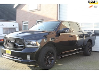 Dodge Ram 1500 5.7 V8 Quad Cab 6'4 LPG G3, 5Persoons, Schuifdak, Trekhaak, Camera, Stuur en stoel verwarming