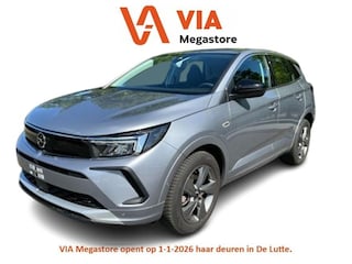 Opel Grandland 1.2 Turbo Elegance App Connect | Halfleer | LED | Stoelverwarming + stuur | Lichtmetaal | Cruise Control