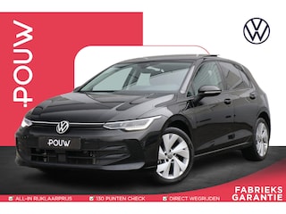 Volkswagen Golf 1.5 eHybrid 204pk Life Edition | SoH 100% | Trekhaak | Panoramadak | Navigatie | Achteruitrijcamera | Stoelverwarming