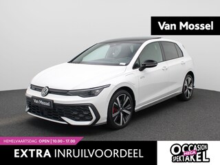 Volkswagen Golf 1.5 eHybrid GTE 272 PK | DEMO | Automaat | Plug-In | Panoramaschuif-Kanteldak | Digitale Cockpit Pro | Stoelverwarming | Stuurwielverwarming | Navigatie | LED Matrix Koplampen | Keyless Access | 18 Inch Velgen | Sfeerverlichting