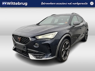Cupra Formentor 1.4 e-Hybrid 245pk Performance DSG Automaat Panoramadak / Navigatie / 360 Camera / Virtual Cockpit / Trekhaak / Parkeersensoren achter & voor en automatische inparkeerhulp
