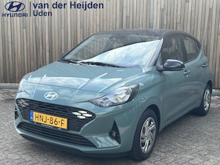 Hyundai i10 1.0i 63pk 5-zits Comfort Smart Navigatie | Camera | Apple Car Play En Android Auto