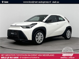Toyota Aygo Hybrid 115 play € 500,- inruilpremie! Snel leverbaar !