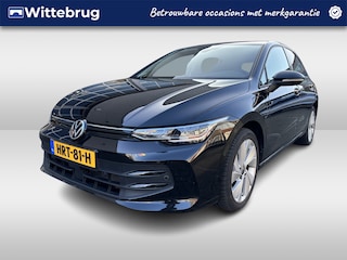 Volkswagen Golf 1.5 eHybrid 204 pk Life Edition Comfort DSG Automaat App-Connect Wireless / Achteruitrijcamera / Parkeerassistent 'Park Assist Pro' incl. parkeerhulp Fabrieksgarantie tot 18-09-2029 of 100000 km