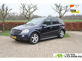 Mercedes-Benz M-klasse 350 cdi ml 350 AMG trekhaak grijs kenteken bank