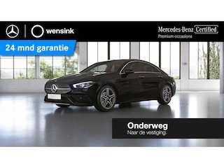 Mercedes-Benz CLA 180 AMG Line | Stoelverwarming | Widescreen | Sfeerverlichting | Achteruitrijcamera | Extra getint glas |
